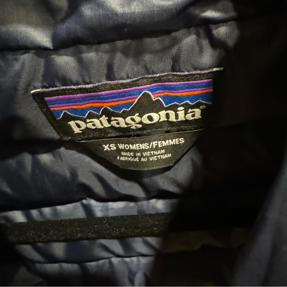 Patagonia  Down  Vest - Women's Size XS - Picture 8 of 11